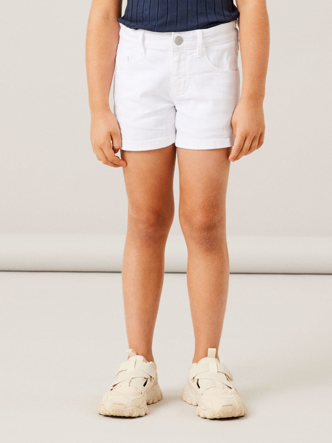 NKFROSE Shorts - Bright White